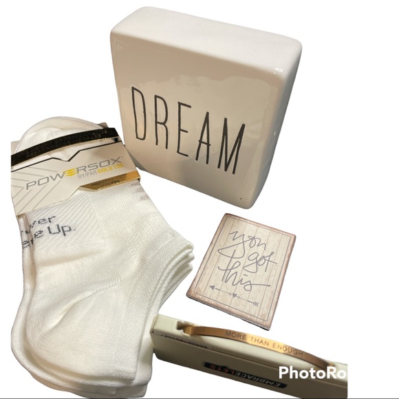 Gift box - Picture 2 of 4